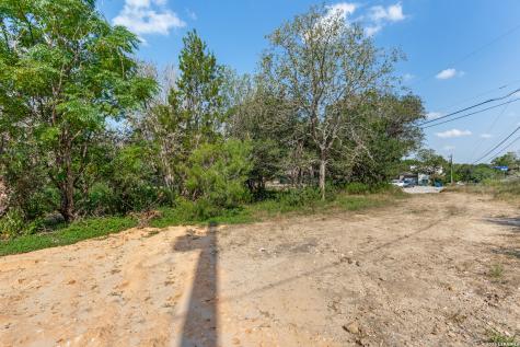 6692 King Crown San Antonio TX 78233