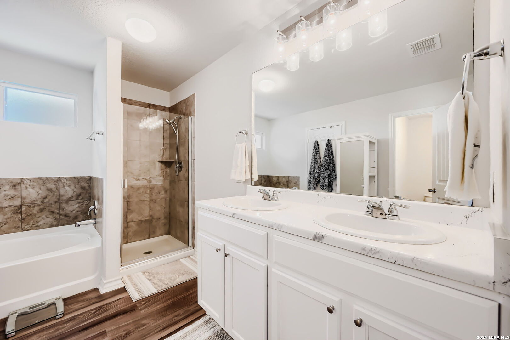 2832 Tengyc Bow San Antonio TX 78245