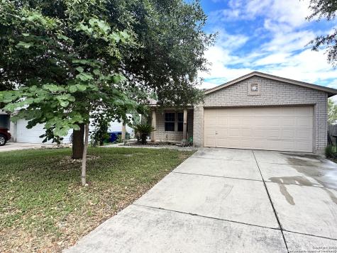 9118 Spruce Falls San Antonio TX 78245