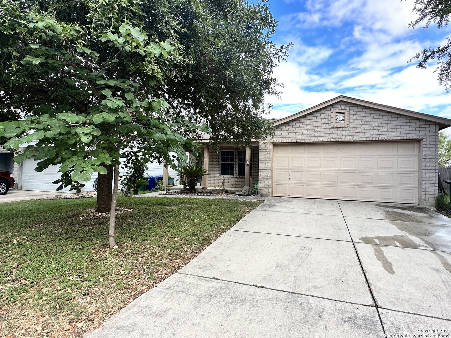 9118 Spruce Falls San Antonio TX 78245