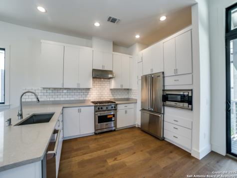 1226 S Presa San Antonio TX 78210