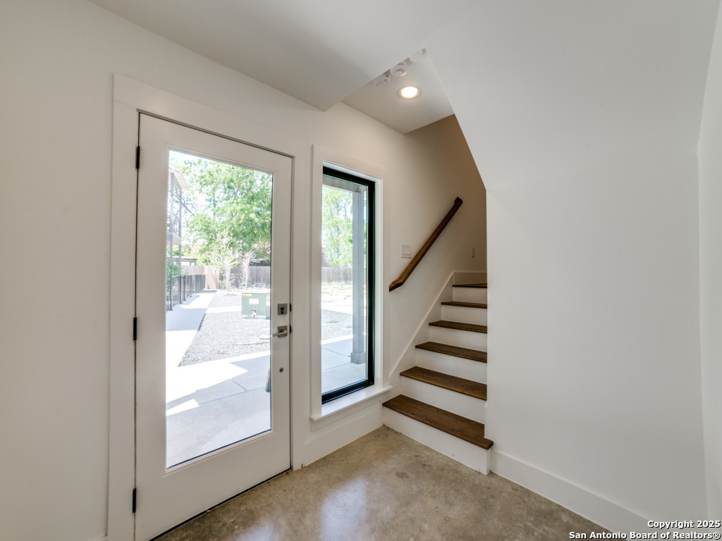 1226 S Presa San Antonio TX 78210