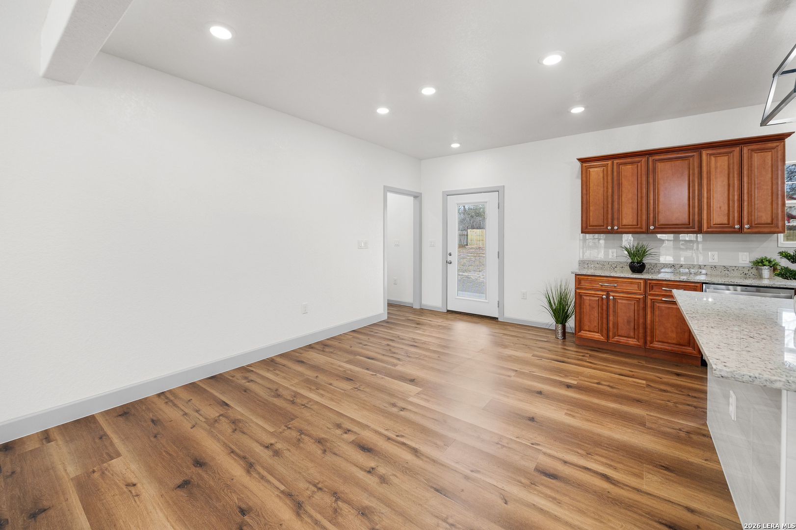 3811 Waterwood Pass Elmendorf TX 78112