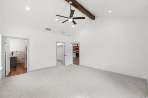 3811 Waterwood Pass Elmendorf TX 78112