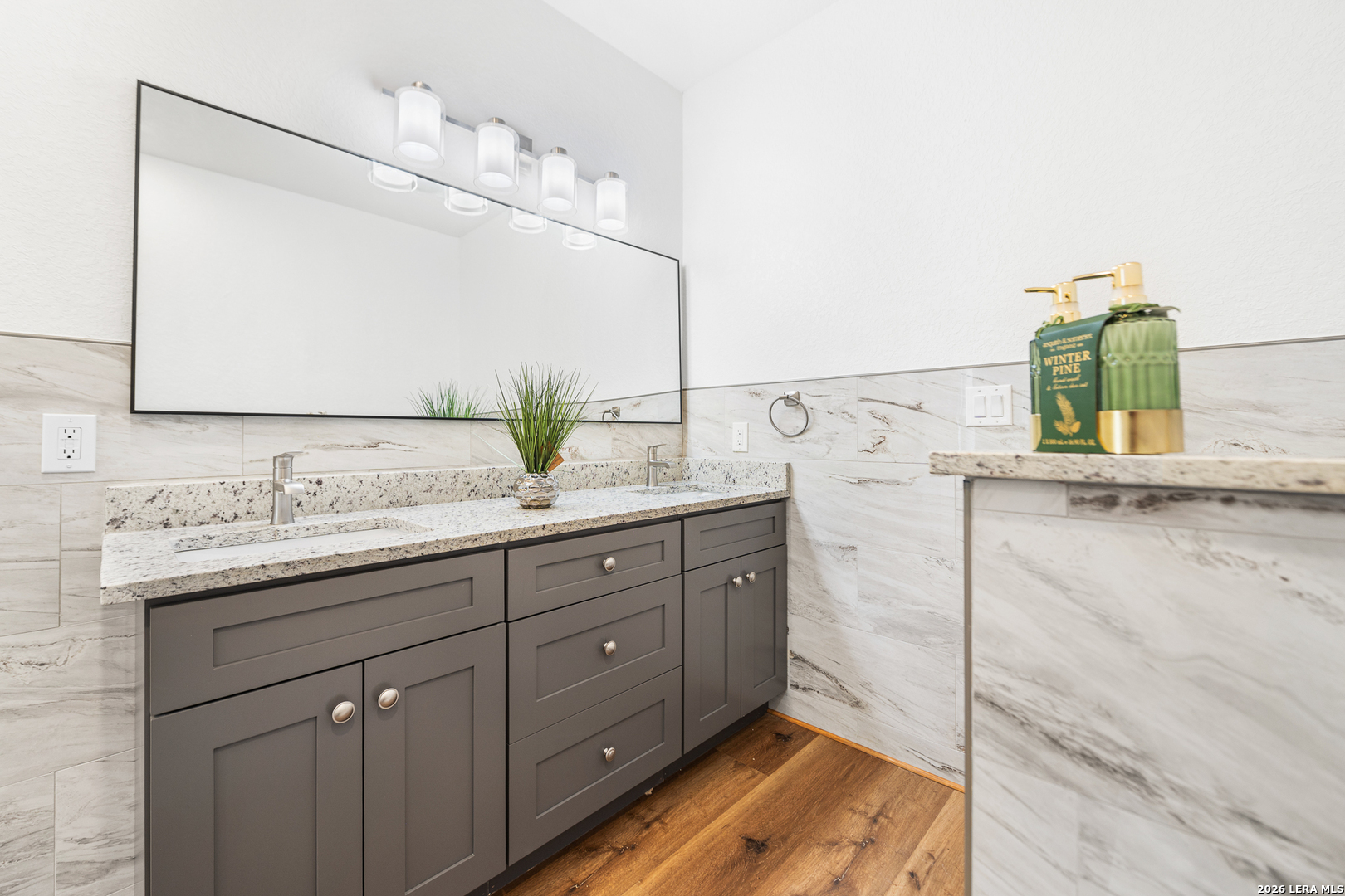 3811 Waterwood Pass Elmendorf TX 78112