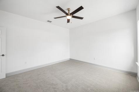 3811 Waterwood Pass Elmendorf TX 78112