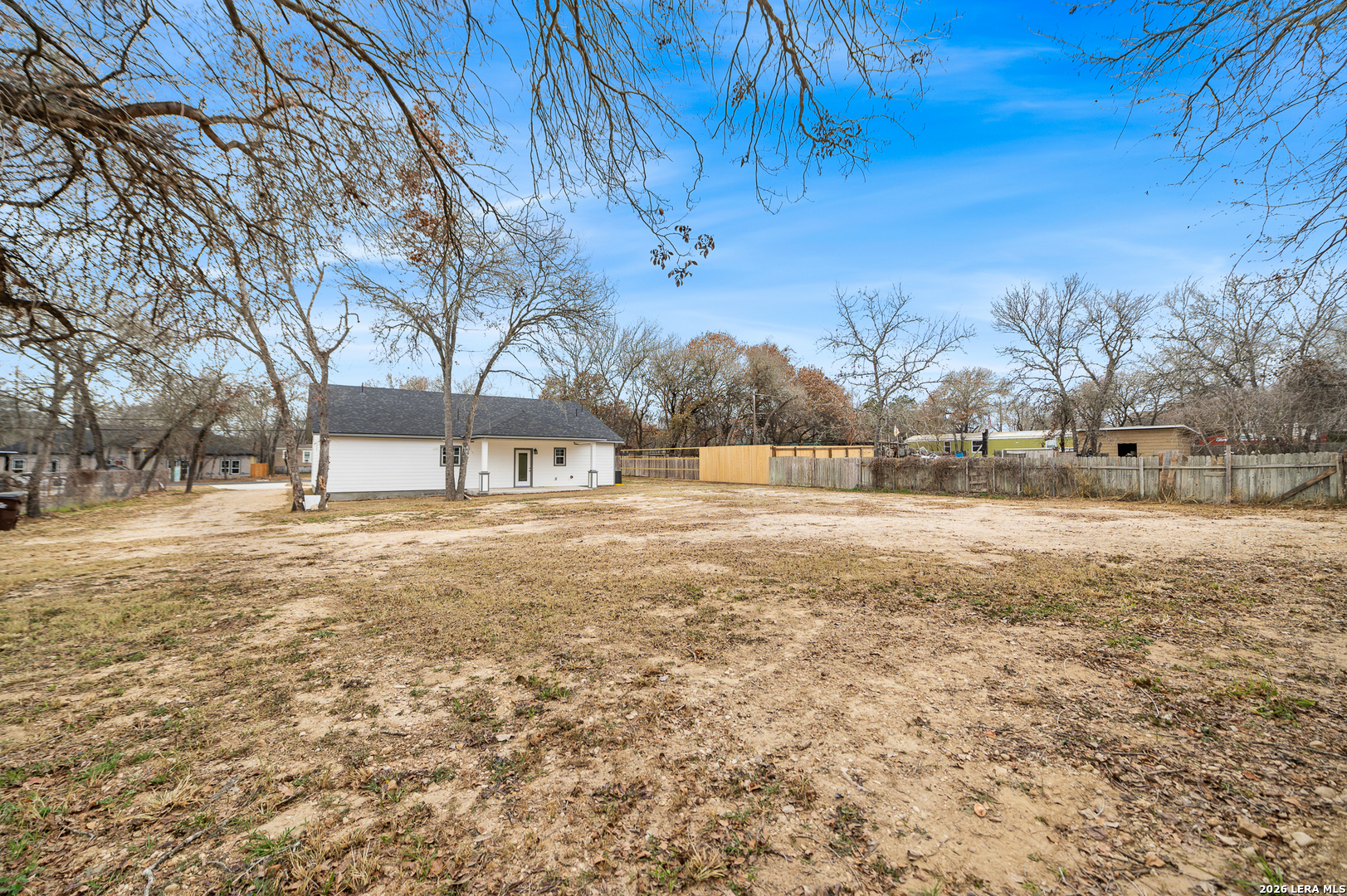 3811 Waterwood Pass Elmendorf TX 78112