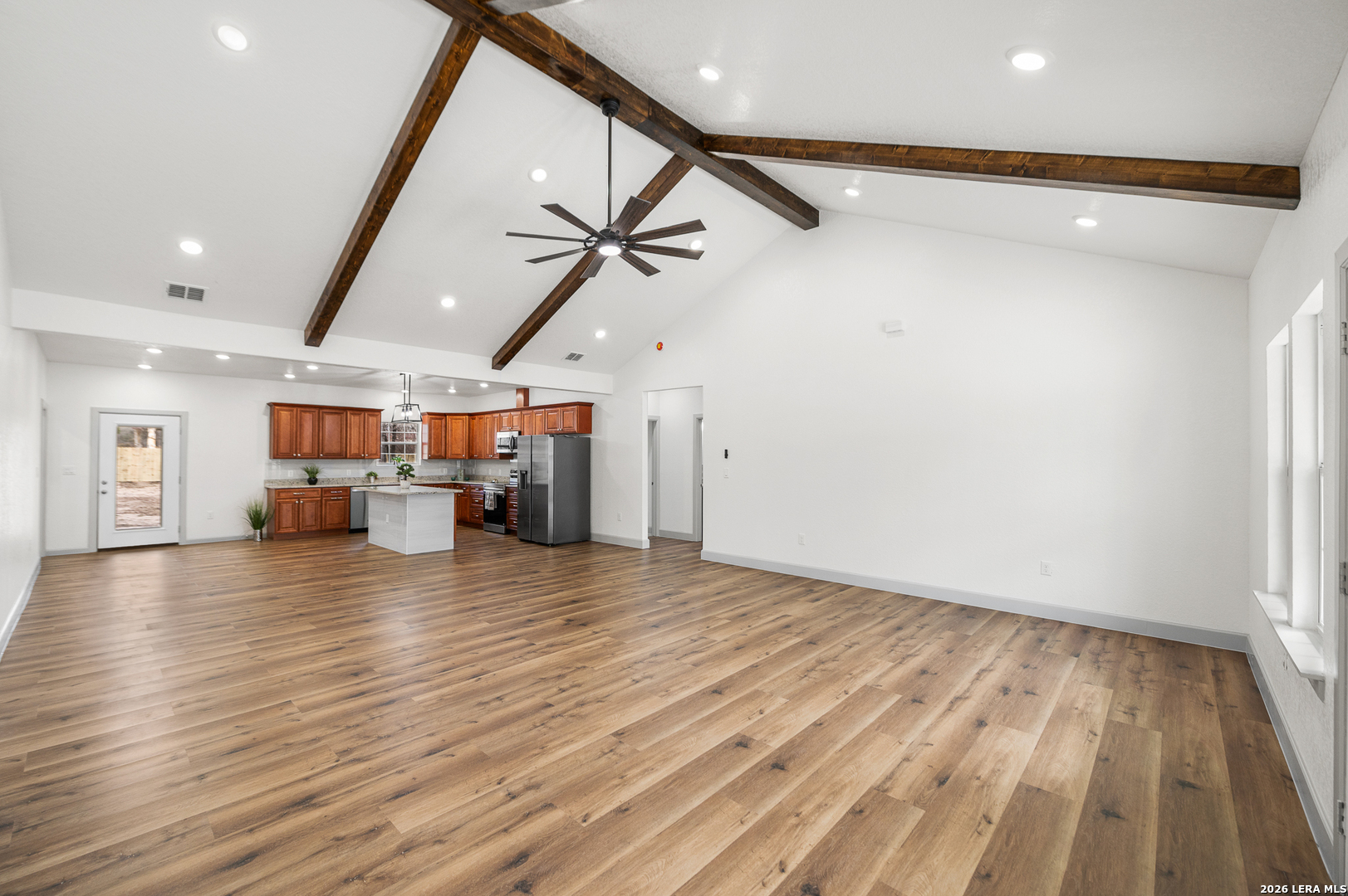 3811 Waterwood Pass Elmendorf TX 78112