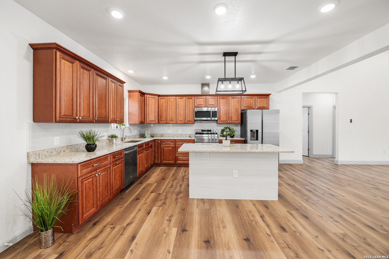 3811 Waterwood Pass Elmendorf TX 78112