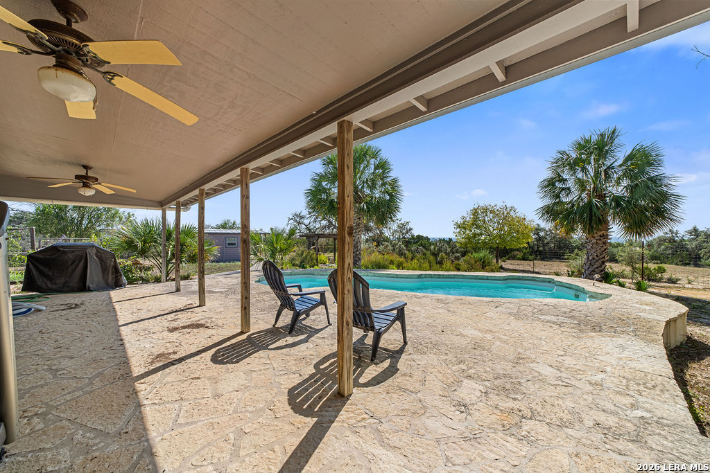 309 Burney Center Point TX 78010