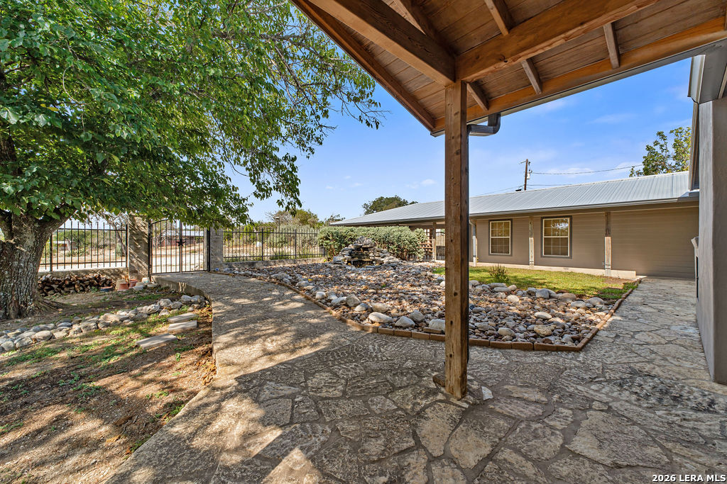 309 Burney Center Point TX 78010