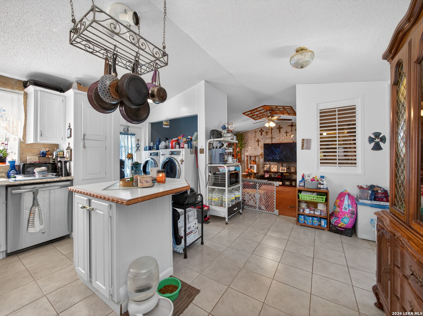 953 Forest Oaks Drive Somerset TX 78069