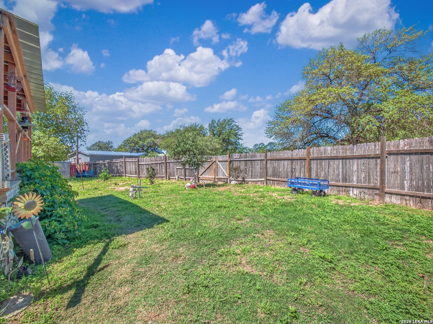 953 Forest Oaks Drive Somerset TX 78069