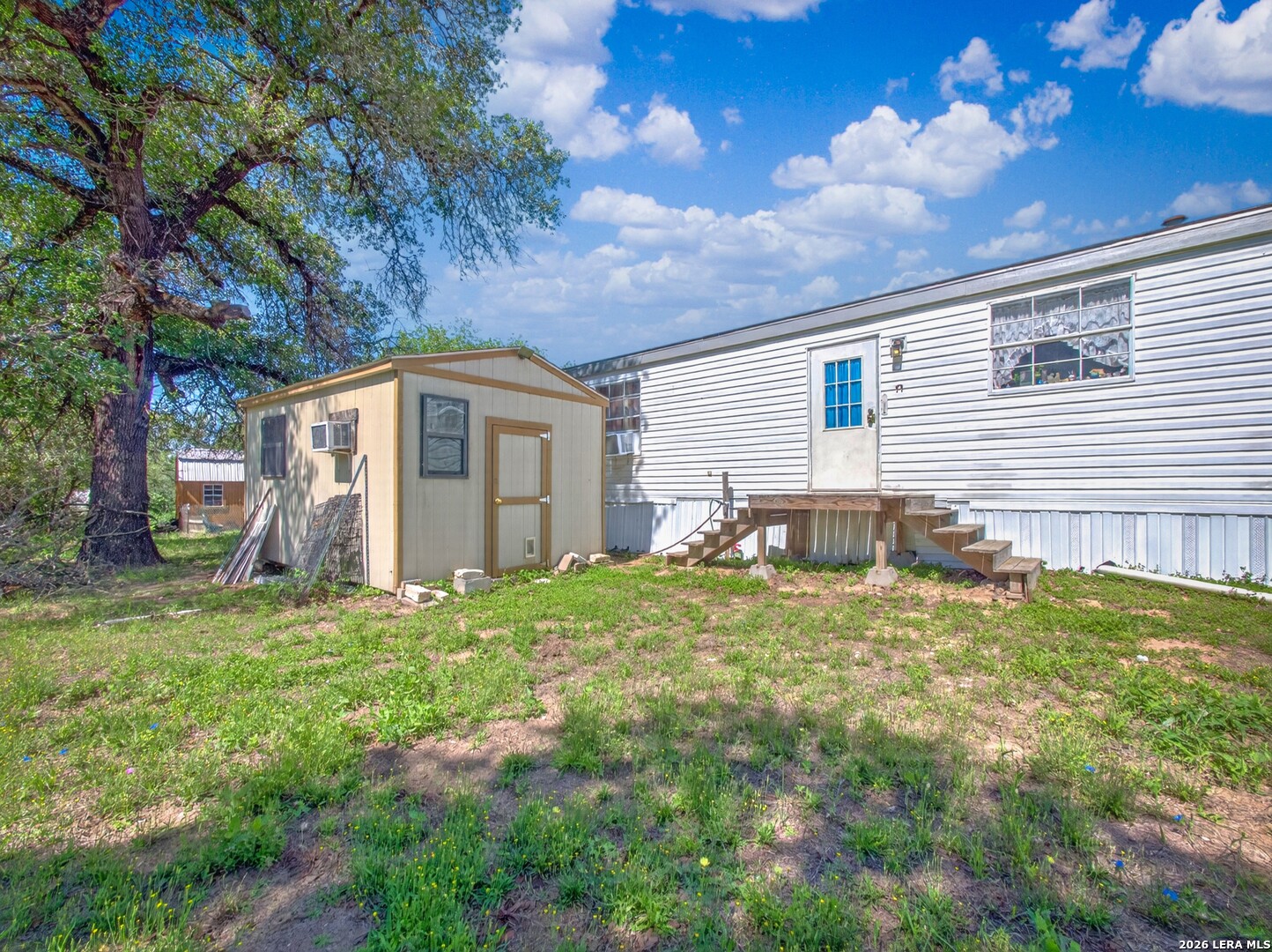 953 Forest Oaks Drive Somerset TX 78069