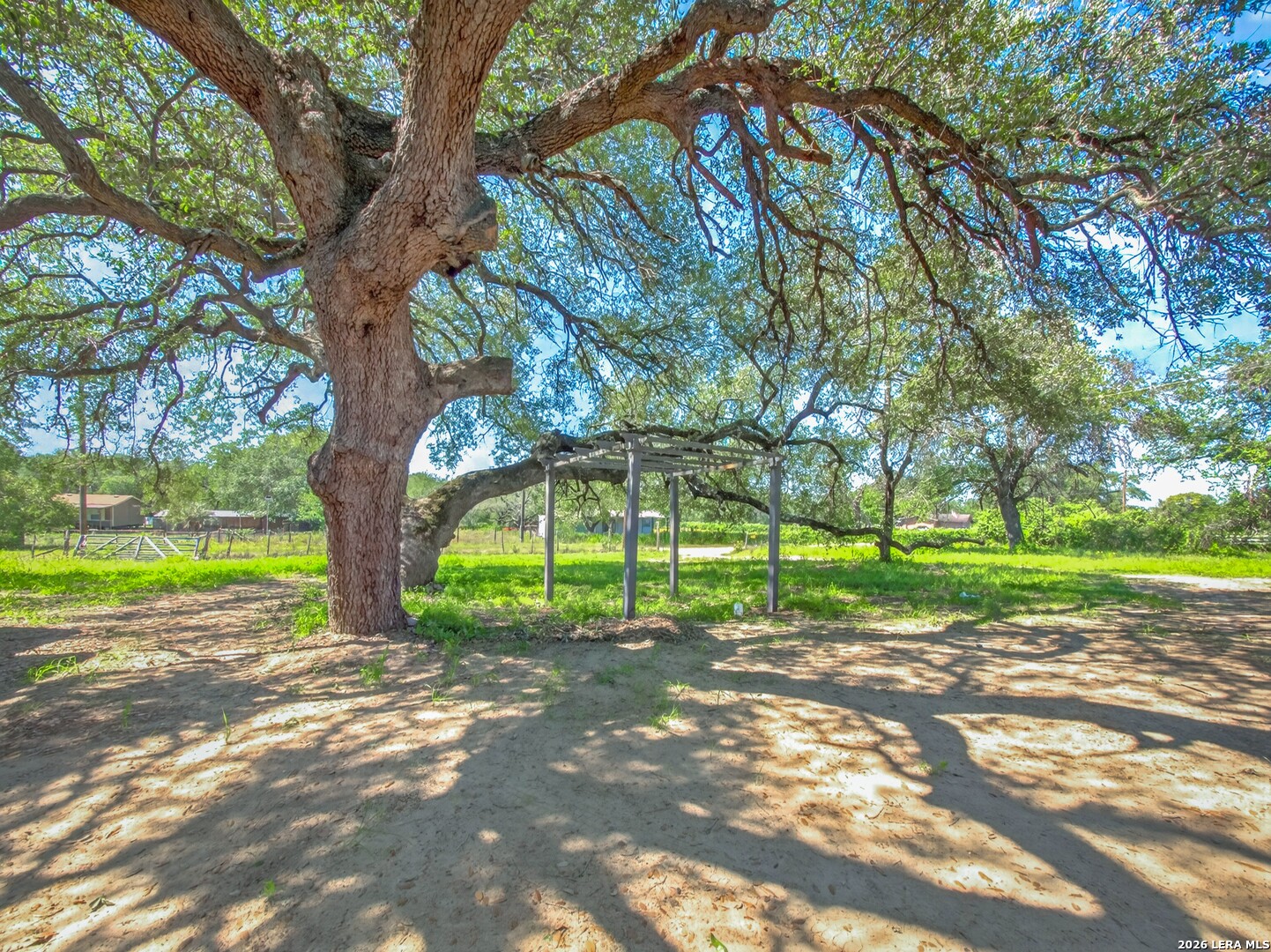 953 Forest Oaks Drive Somerset TX 78069
