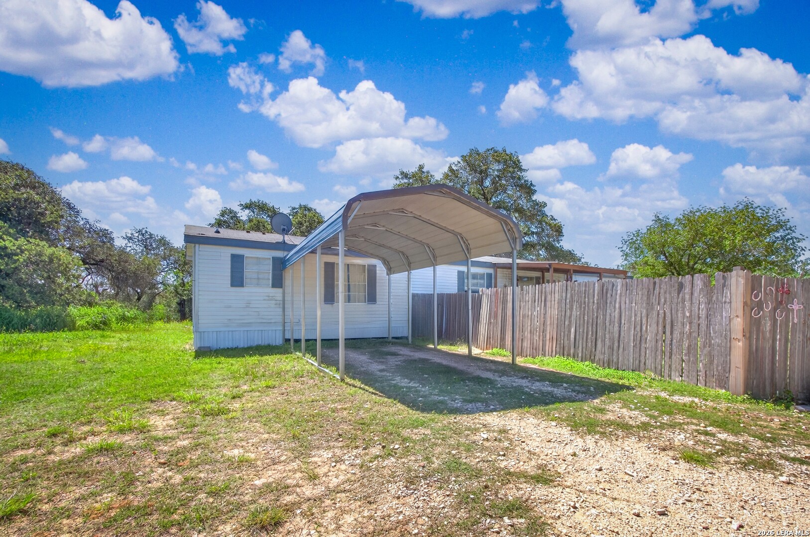 953 Forest Oaks Drive Somerset TX 78069