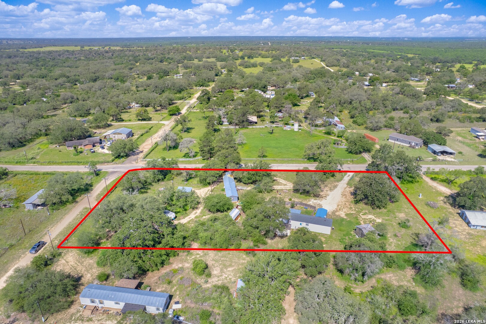 953 Forest Oaks Drive Somerset TX 78069