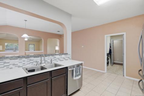 2414 Dove Crossing Drive New Braunfels TX 78130