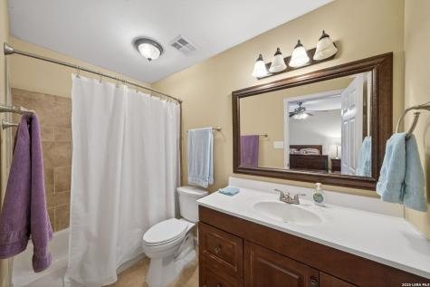 7305 Sage Oak Street Live Oak TX 78233