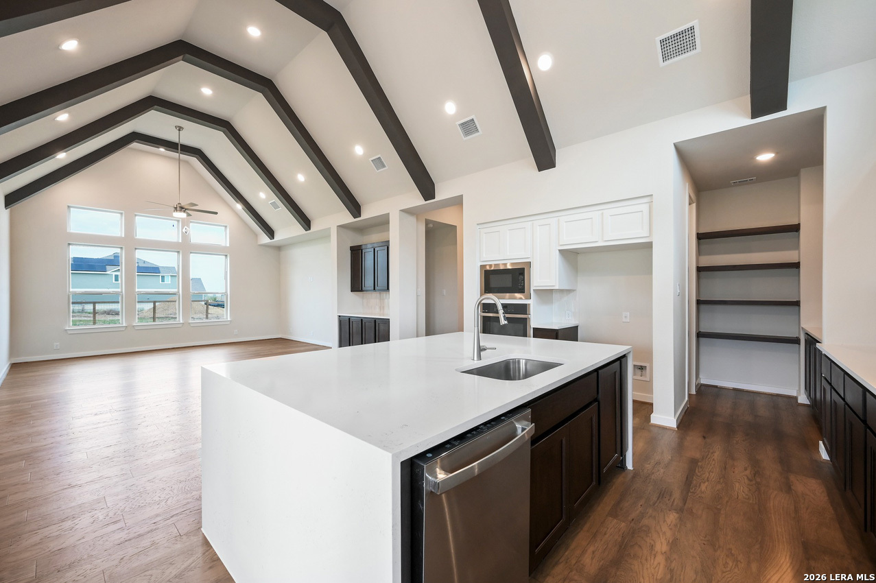 8109 Chalk Trace Schertz TX 78154