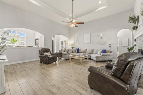 25907 Hootananny San Antonio TX 78260