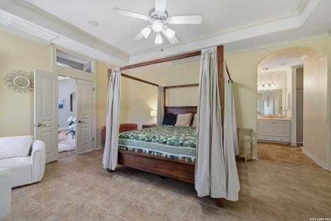 15610 Chinquapin Helotes TX 78023