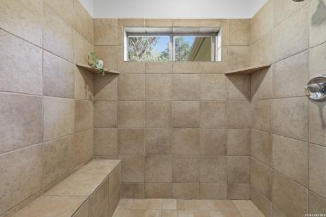 15610 Chinquapin Helotes TX 78023