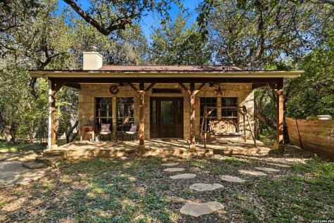 15610 Chinquapin Helotes TX 78023