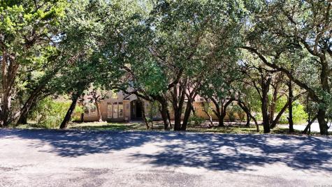 15610 Chinquapin Helotes TX 78023