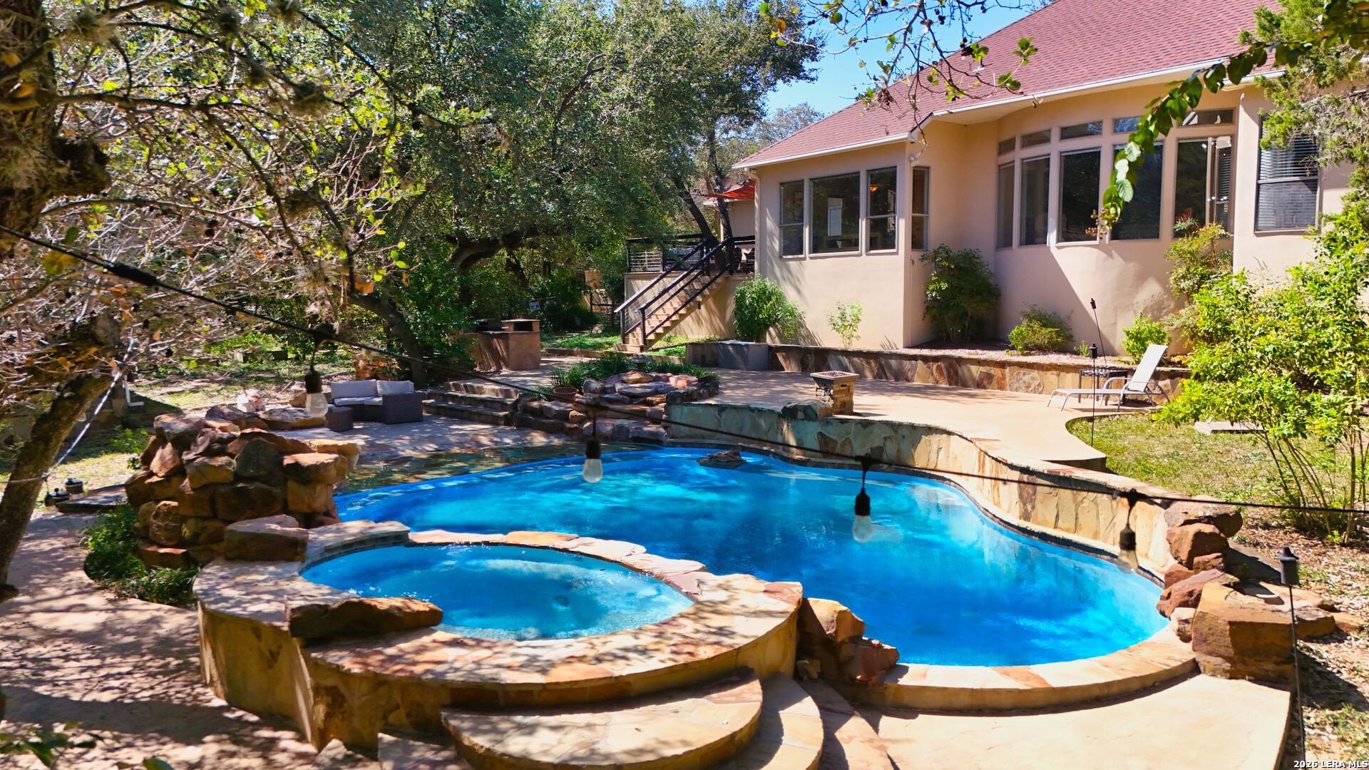 15610 Chinquapin Helotes TX 78023