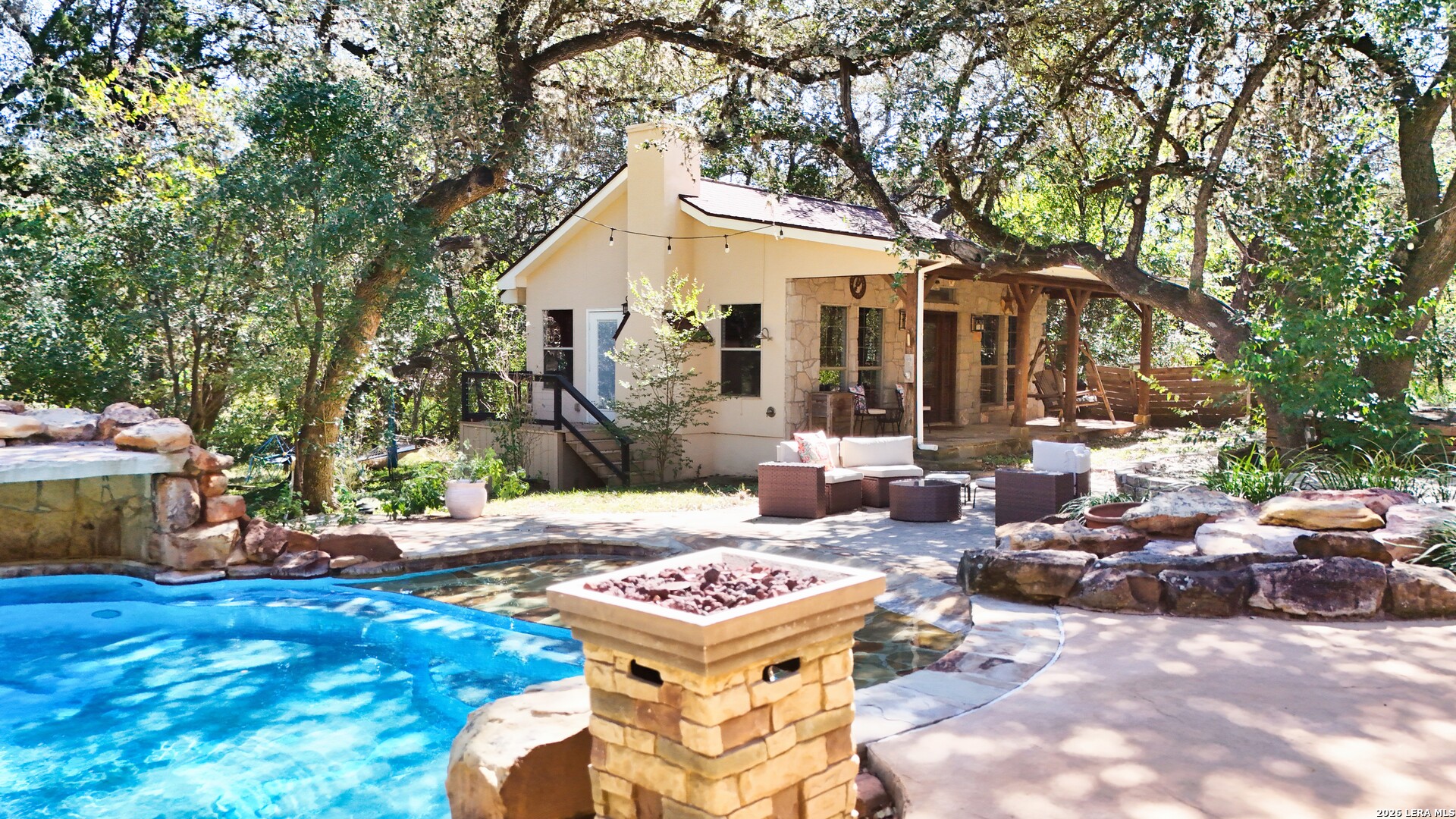 15610 Chinquapin Helotes TX 78023