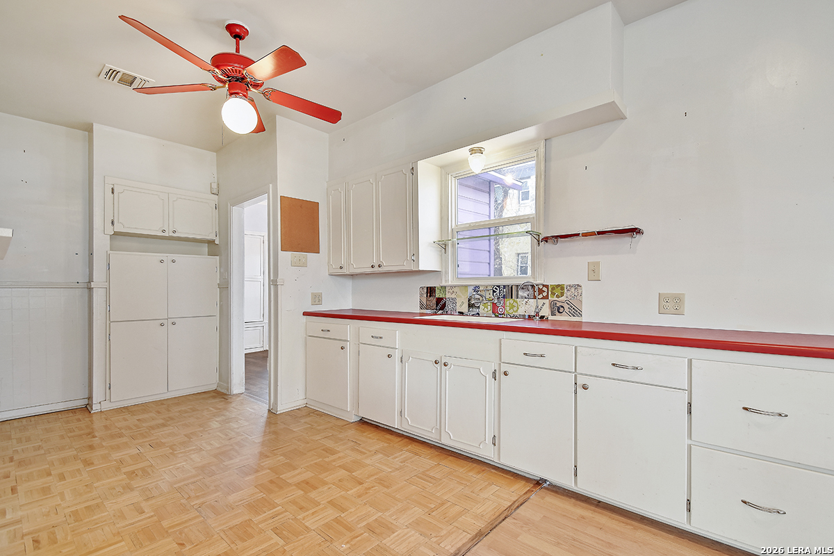 507 Parland Place San Antonio TX 78209
