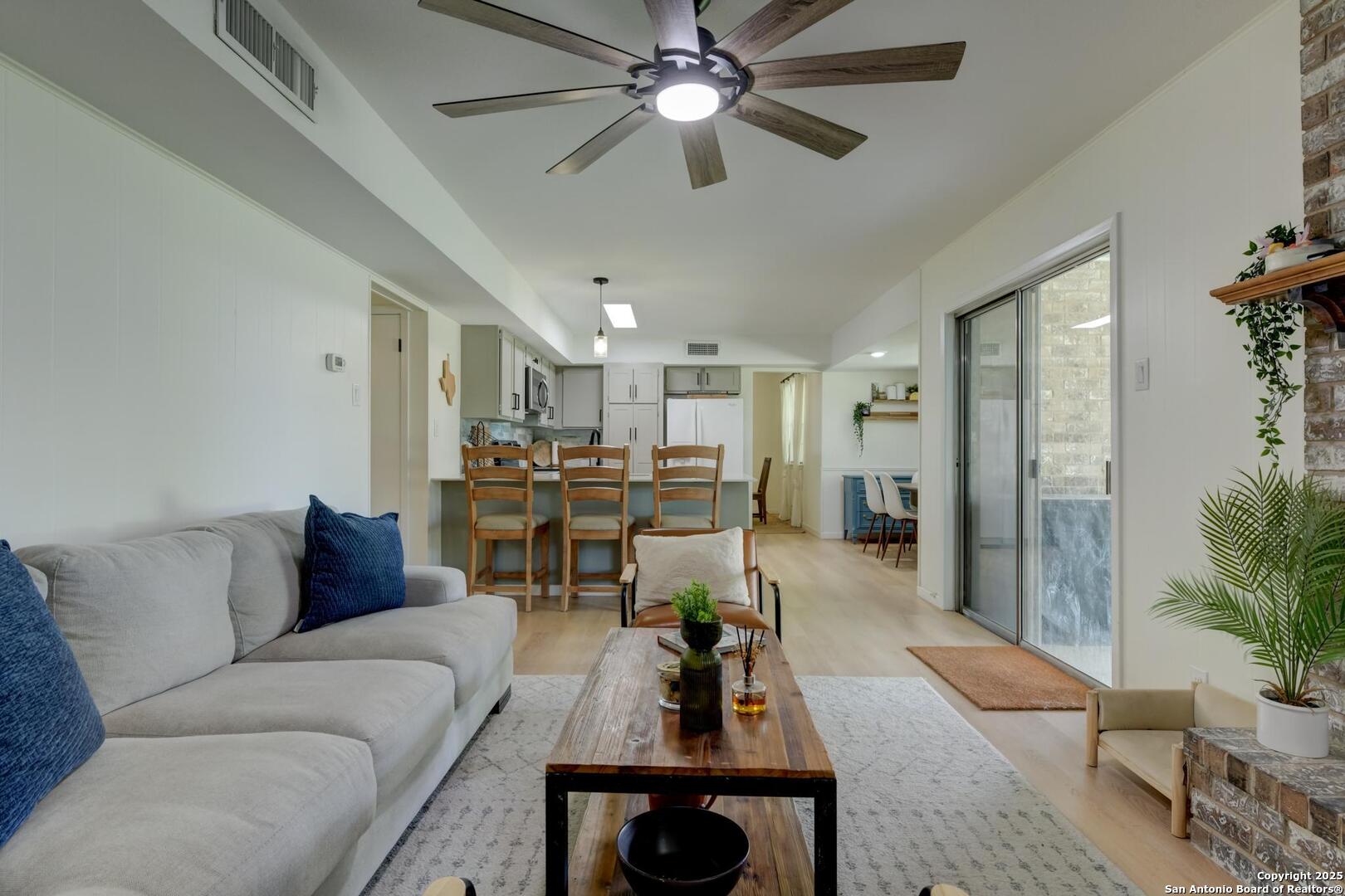 5018 Risada San Antonio TX 78233