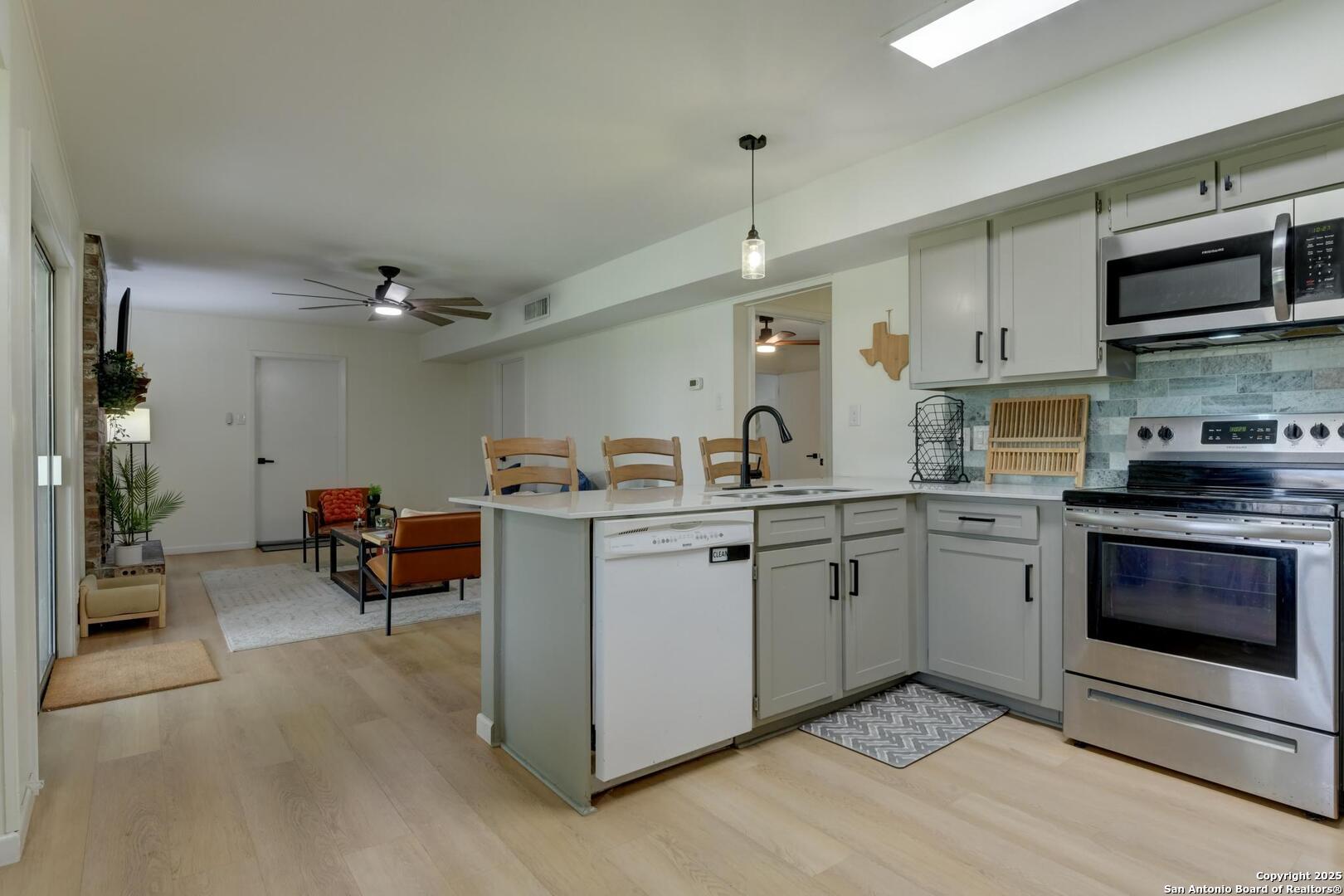 5018 Risada San Antonio TX 78233
