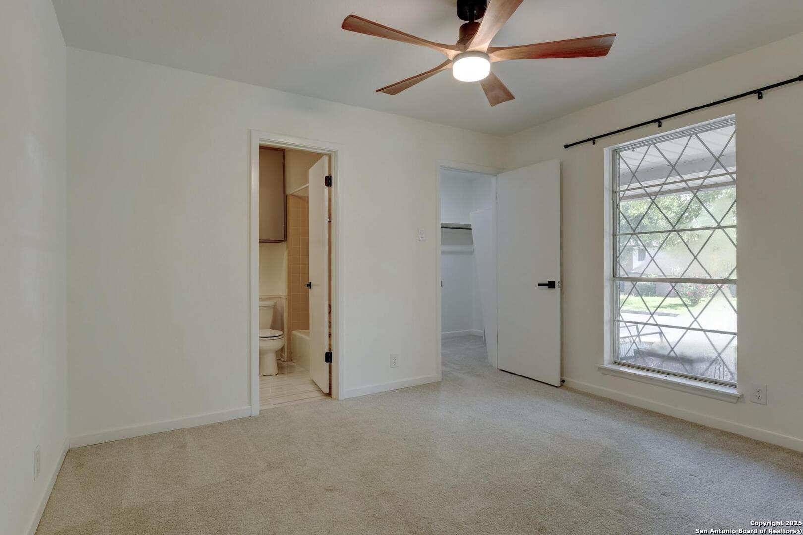 5018 Risada San Antonio TX 78233