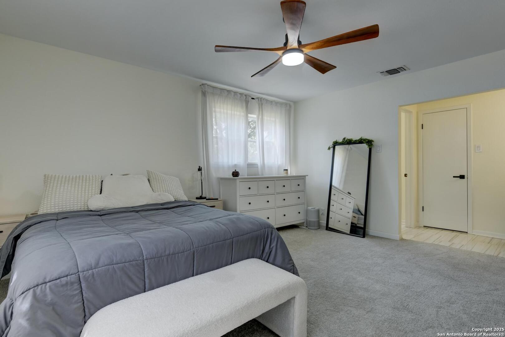 5018 Risada San Antonio TX 78233