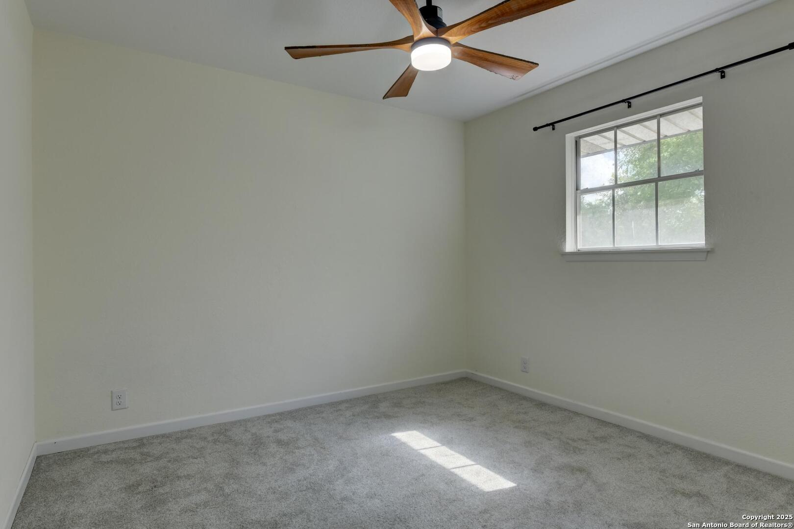 5018 Risada San Antonio TX 78233