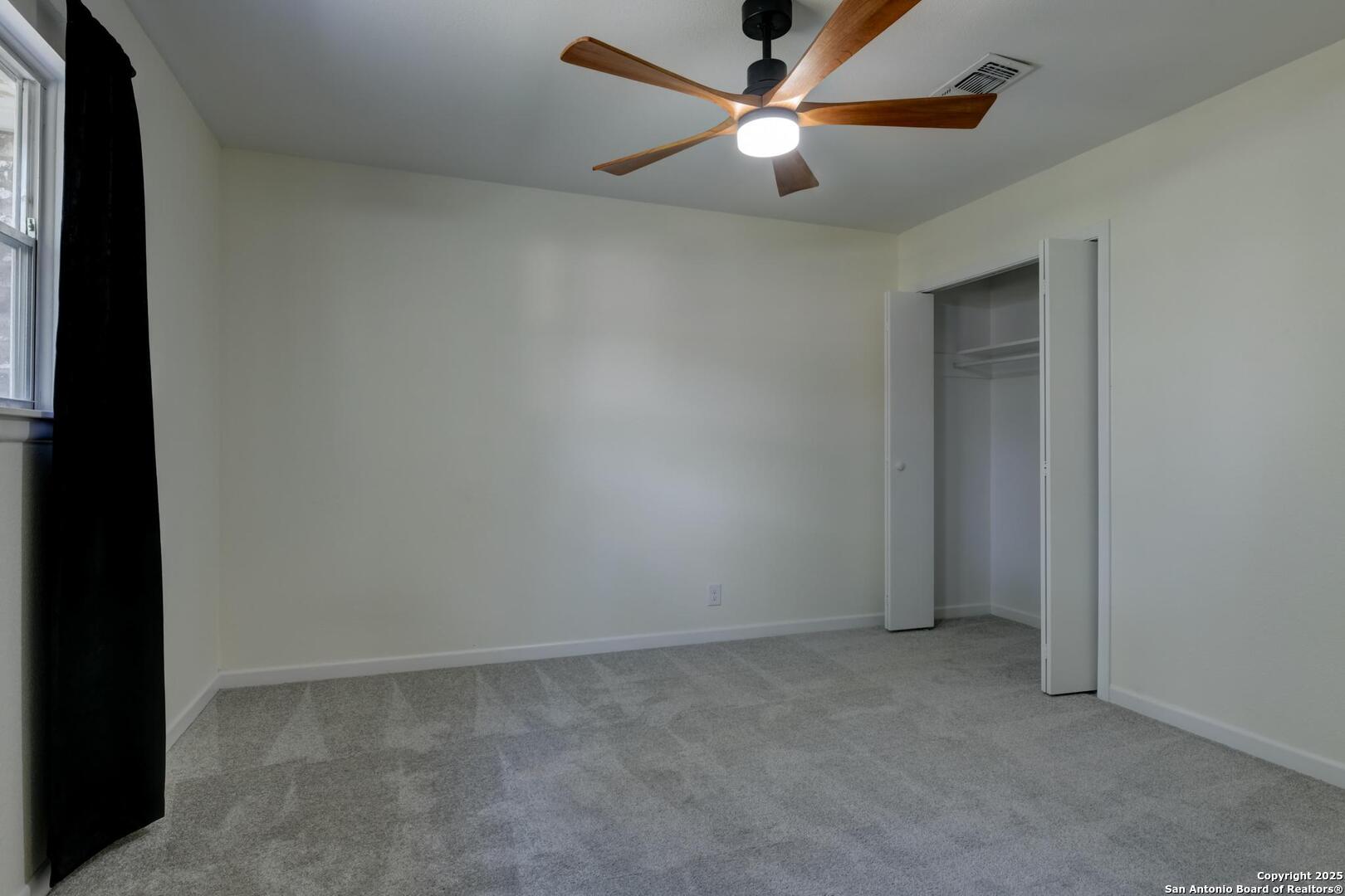 5018 Risada San Antonio TX 78233