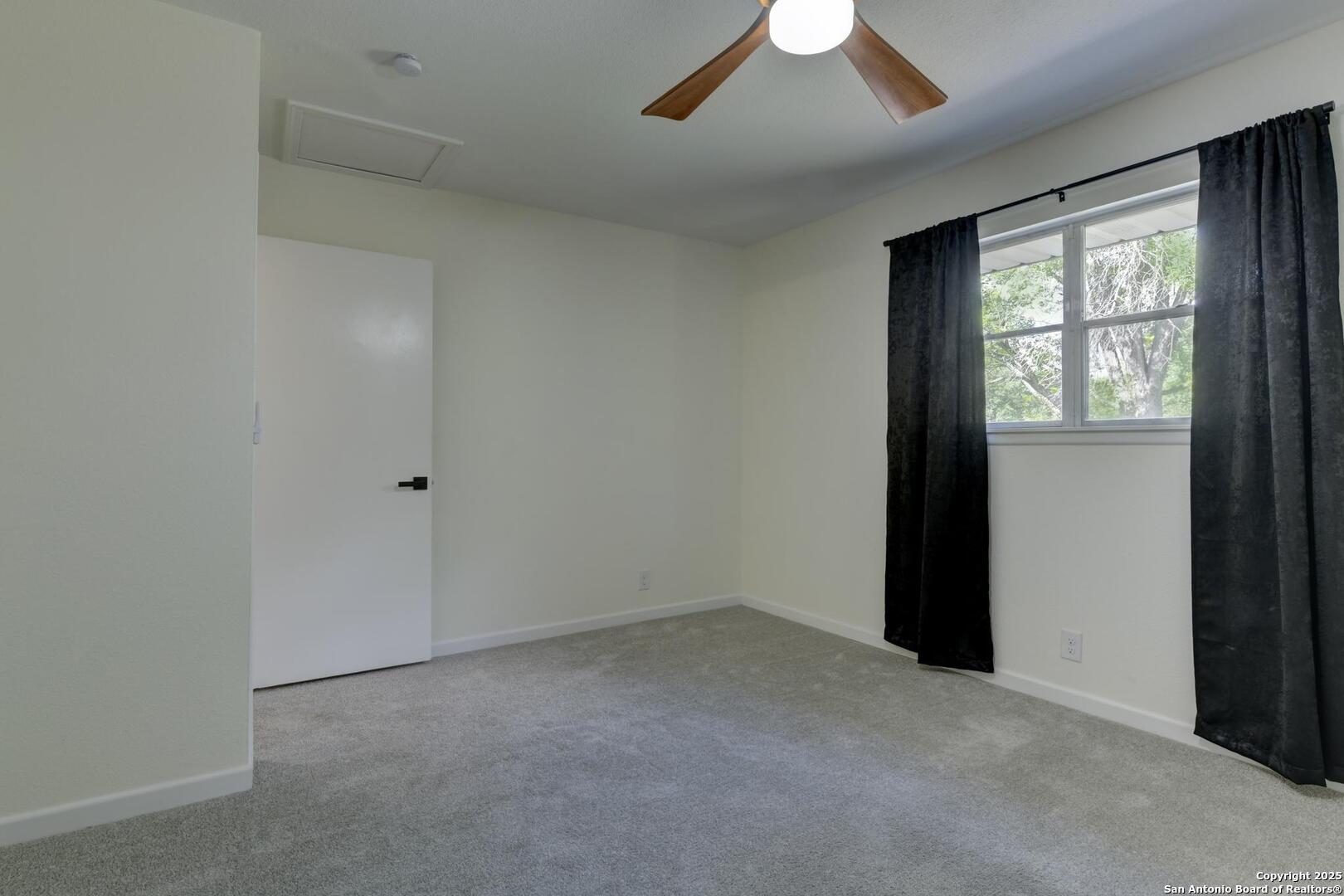 5018 Risada San Antonio TX 78233