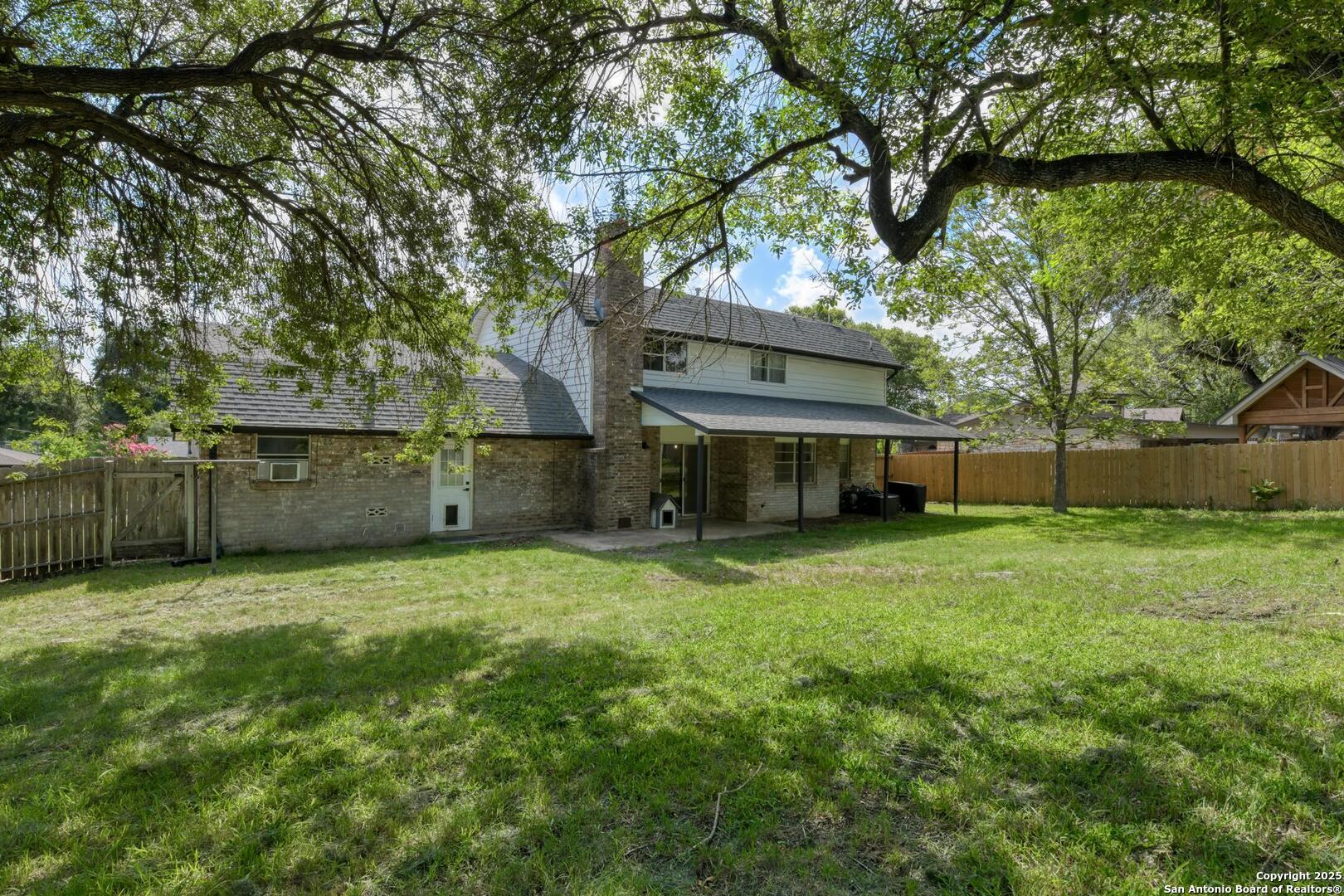 5018 Risada San Antonio TX 78233