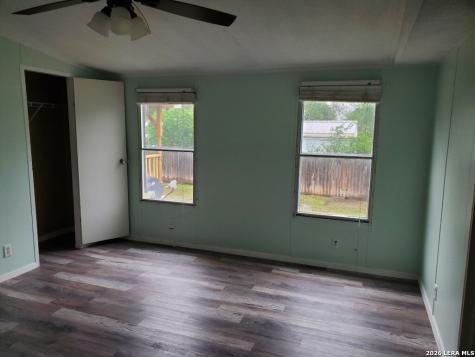 9264 Kilgore Drive Converse TX 78109