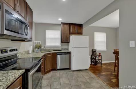 218 S Peach Avenue New Braunfels TX 78130