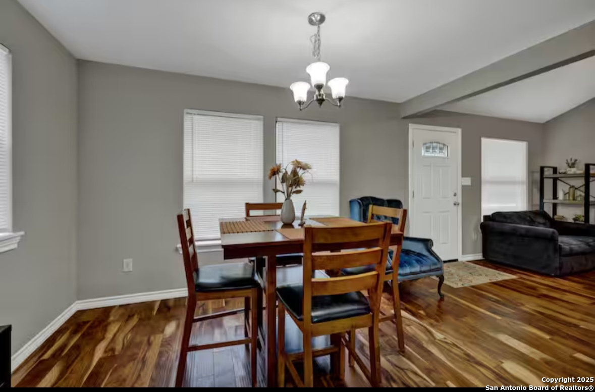 218 S Peach Avenue New Braunfels TX 78130