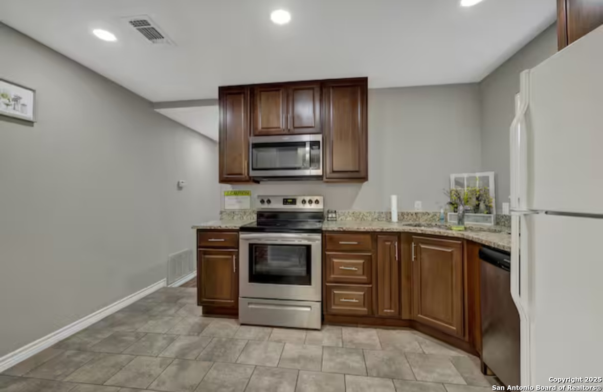218 S Peach Avenue New Braunfels TX 78130