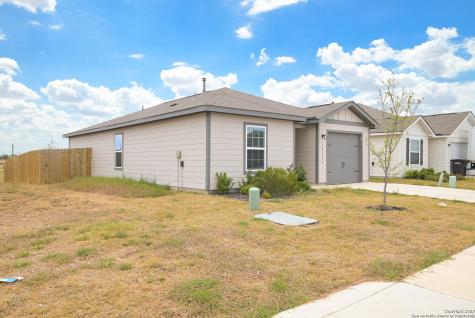 10954 Delight Grove San Antonio TX 78109
