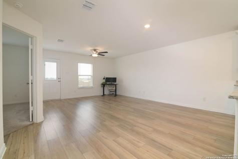10954 Delight Grove San Antonio TX 78109