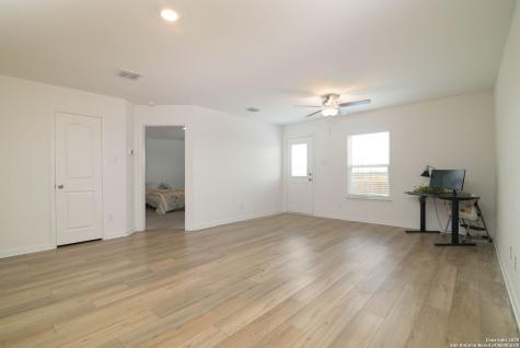 10954 Delight Grove San Antonio TX 78109