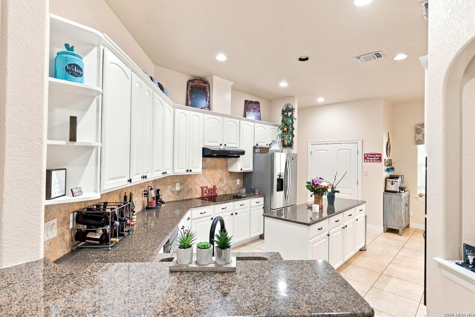 16502 Loma Landing Helotes TX 78023
