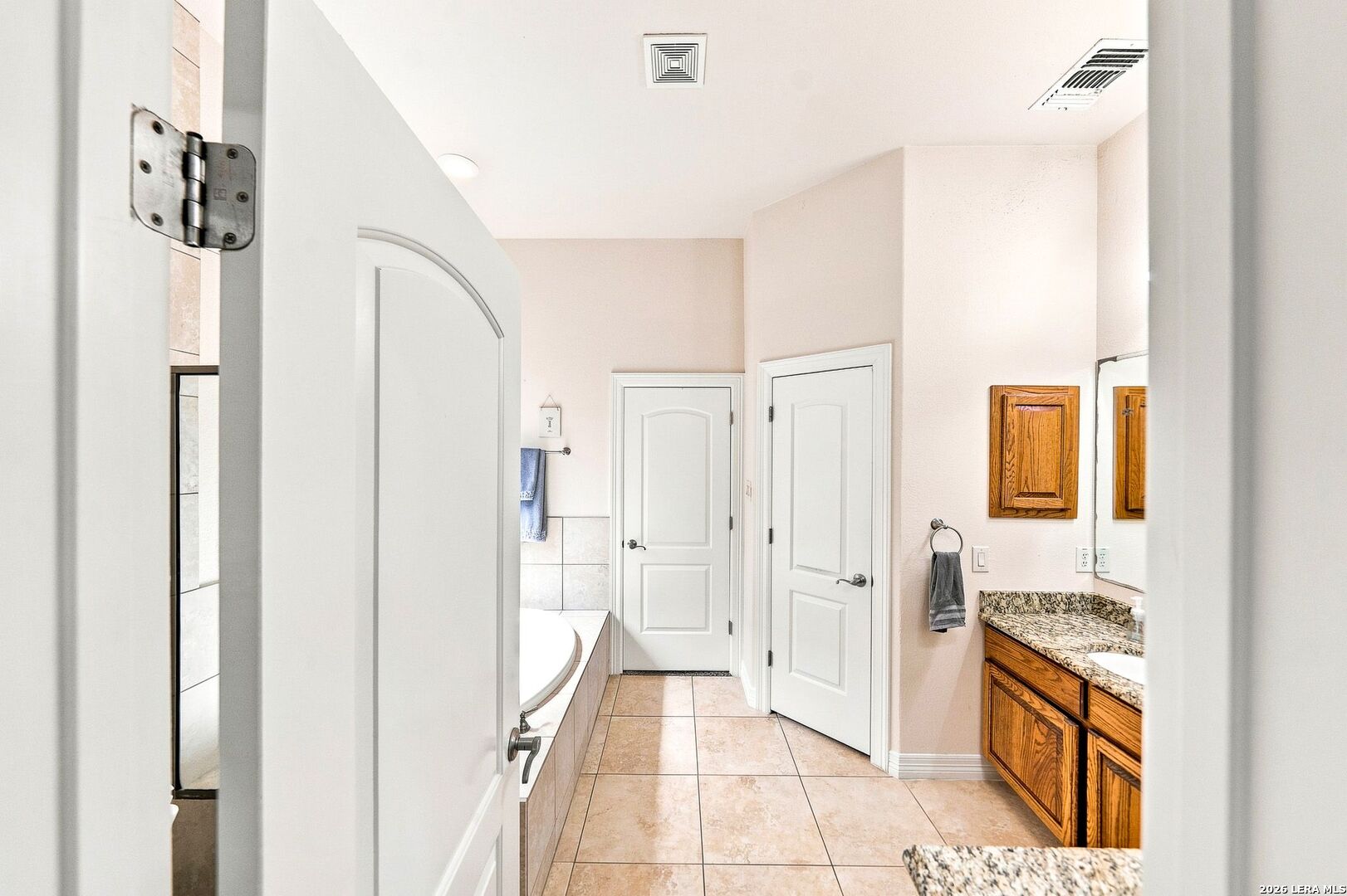 16502 Loma Landing Helotes TX 78023