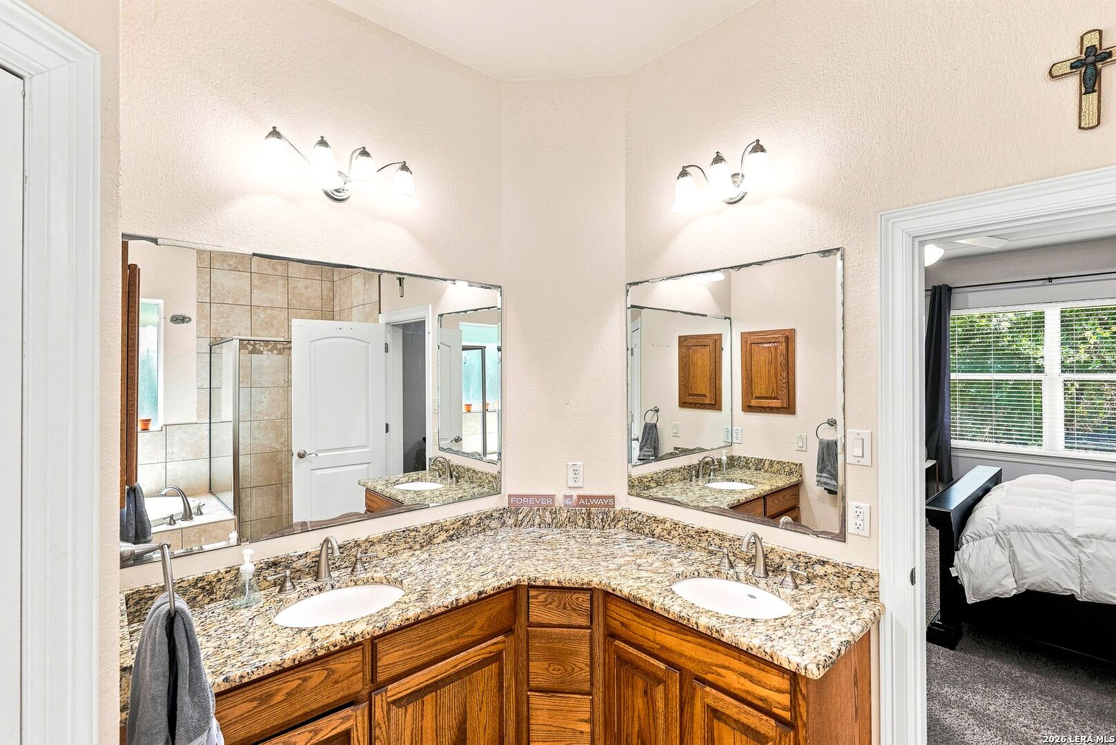 16502 Loma Landing Helotes TX 78023